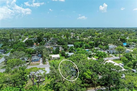 Casa en venta en Bradenton, Florida, 2 dormitorios, 91.32 m2 № 1903490 - foto 6