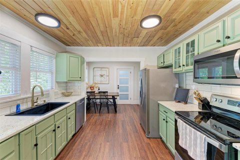 Villa ou maison à vendre à Bradenton, Floride: 2 chambres, 91.32 m2 № 1903490 - photo 14