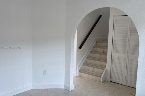 Condo in Miami, Florida, 2 bedrooms  № 1813914 - photo 20