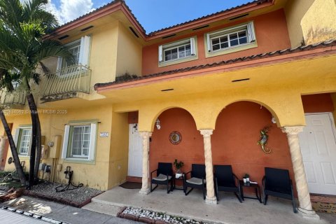Condo in Miami, Florida, 2 bedrooms  № 1813914 - photo 27