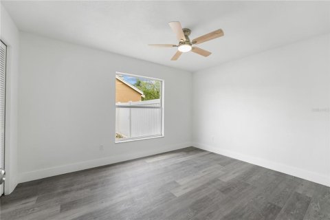 Villa ou maison à vendre à Orlando, Floride: 4 chambres, 152.64 m2 № 1765207 - photo 16