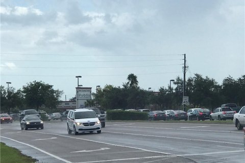 Propiedad comercial en alquiler en New Port Richey, Florida, 935.25 m2 № 212944 - foto 12
