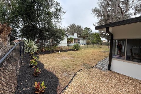 House in Inverness, Florida 3 bedrooms, 143.16 sq.m. № 1552396 - photo 21