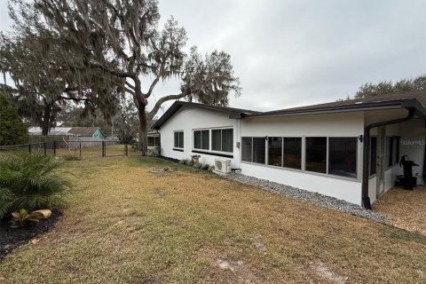 House in Inverness, Florida 3 bedrooms, 143.16 sq.m. № 1552396 - photo 19