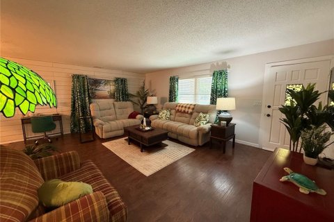 House in Inverness, Florida 3 bedrooms, 143.16 sq.m. № 1552396 - photo 4