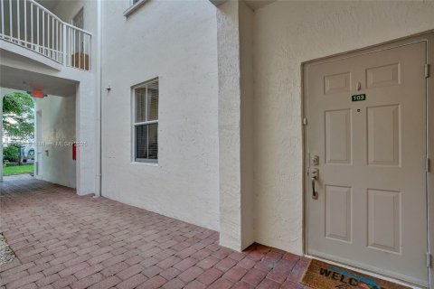 Condo in Miramar, Florida, 3 bedrooms  № 1475434 - photo 20