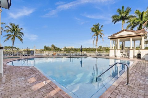 Condo in Miramar, Florida, 3 bedrooms  № 1475434 - photo 22