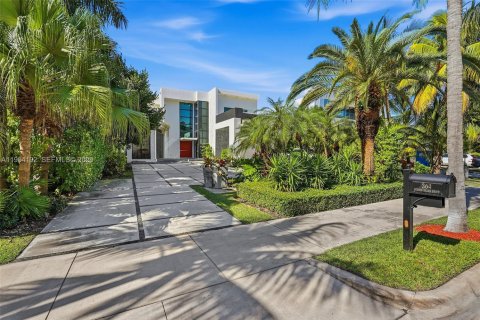 Casa en venta en Golden Beach, Florida, 6 dormitorios, 498.23 m2 № 2008324 - foto 2