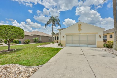 House in Sun City Center, Florida 2 bedrooms, 131.18 sq.m. № 2107874 - photo 27