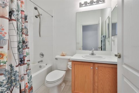 House in Sun City Center, Florida 2 bedrooms, 131.18 sq.m. № 2107874 - photo 9