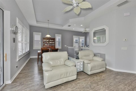 House in Sun City Center, Florida 2 bedrooms, 131.18 sq.m. № 2107874 - photo 15