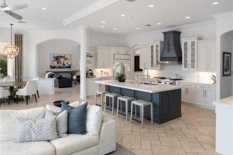 Купить виллу или дом в Лайтхаус-Пойнт, Флорида 5 спален, 503.07м2, № 1986291 - фото 6