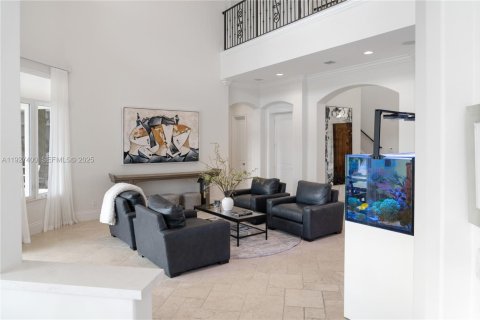 Купить виллу или дом в Лайтхаус-Пойнт, Флорида 5 спален, 503.07м2, № 1986291 - фото 9