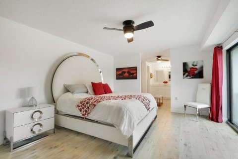 Touwnhouse à vendre à Palm Beach Gardens, Floride: 2 chambres, 148.27 m2 № 2421118 - photo 16