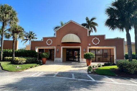 Condominio en venta en Fort Lauderdale, Florida, 2 dormitorios, 95.88 m2 № 2194516 - foto 2