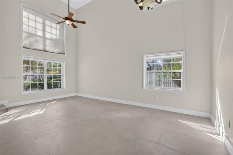 House in Weston, Florida 5 bedrooms, 229.1 sq.m. № 2409042 - photo 9