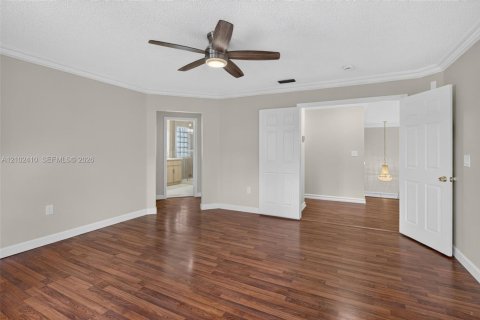 House in Weston, Florida 5 bedrooms, 229.1 sq.m. № 2409042 - photo 26