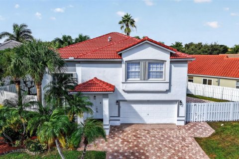 House in Weston, Florida 5 bedrooms, 229.1 sq.m. № 2409042