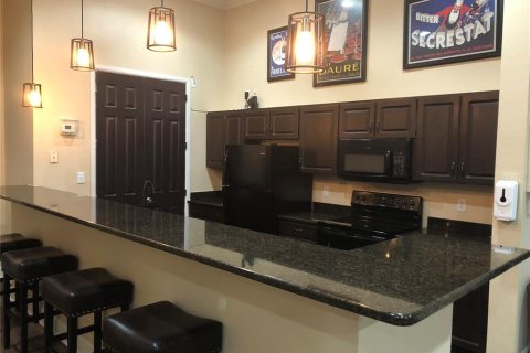 Condo in Tampa, Florida, 1 bedroom  № 1885601 - photo 13