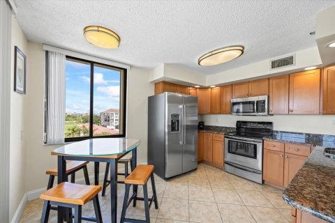 Condominio en venta en Saint Petersburg, Florida, 2 dormitorios, 106.84 m2 № 1771980 - foto 8