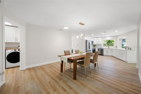 Villa ou maison à vendre à Belleair, Floride: 3 chambres, 173.73 m2 № 2151818 - photo 11
