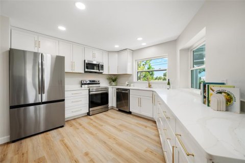 Villa ou maison à vendre à Belleair, Floride: 3 chambres, 173.73 m2 № 2151818 - photo 18