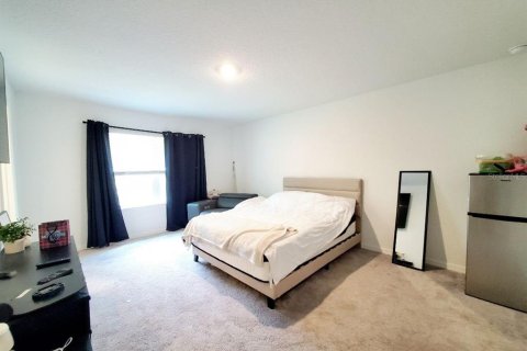 Touwnhouse à louer à San Antonio, Floride: 3 chambres, 166.02 m2 № 2167093 - photo 19