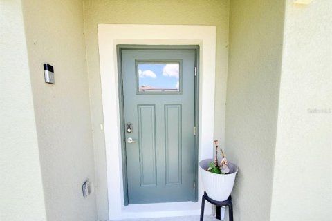 Touwnhouse à louer à San Antonio, Floride: 3 chambres, 166.02 m2 № 2167093 - photo 4