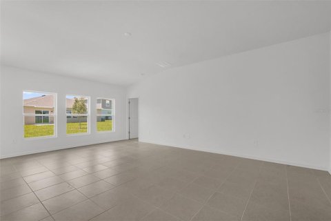 Villa ou maison à louer à Kissimmee, Floride: 4 chambres, 179.86 m2 № 2104689 - photo 5
