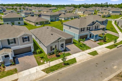 Villa ou maison à louer à Kissimmee, Floride: 4 chambres, 179.86 m2 № 2104689 - photo 4