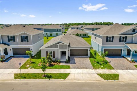Villa ou maison à louer à Kissimmee, Floride: 4 chambres, 179.86 m2 № 2104689 - photo 2