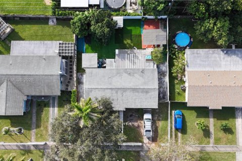 Villa ou maison à vendre à Homestead, Floride: 4 chambres, 138.33 m2 № 2059688 - photo 2