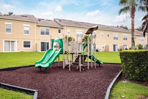 Townhouse in Altamonte Springs, Florida 3 bedrooms, 177.81 sq.m. № 1888559 - photo 27