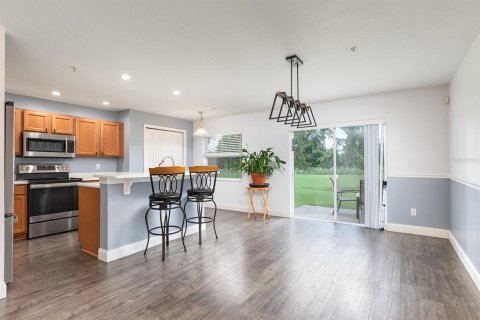 Townhouse in Altamonte Springs, Florida 3 bedrooms, 177.81 sq.m. № 1888559 - photo 8