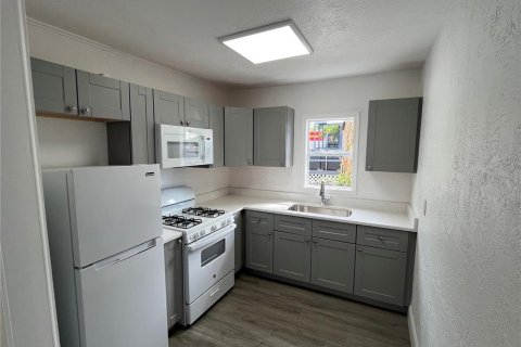 Снять в аренду квартиру в Нью-Смирна-Бич, Флорида 1 спальня, 74.32м2, № 2093635 - фото 2