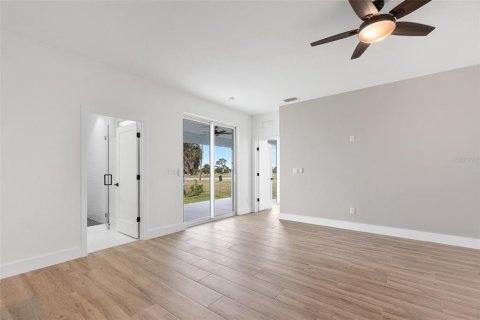 Villa ou maison à vendre à Placida, Floride: 4 chambres, 154.68 m2 № 2329315 - photo 18