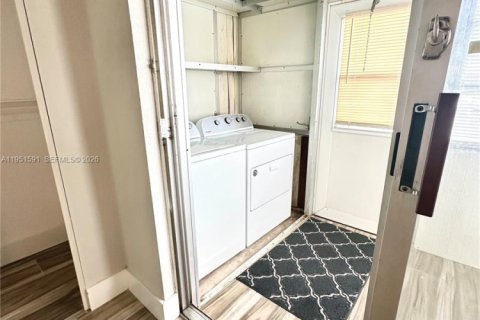 Condo in Delray Beach, Florida, 1 bedroom  № 2009466 - photo 11