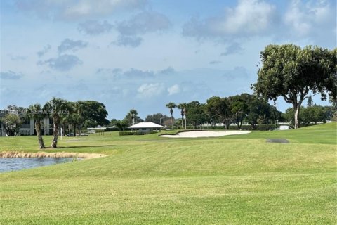 Condo in Delray Beach, Florida, 1 bedroom  № 2009466 - photo 21