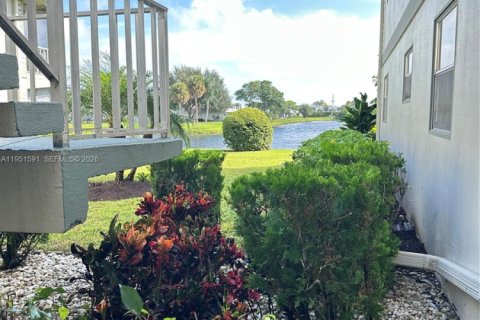 Condo in Delray Beach, Florida, 1 bedroom  № 2009466 - photo 18