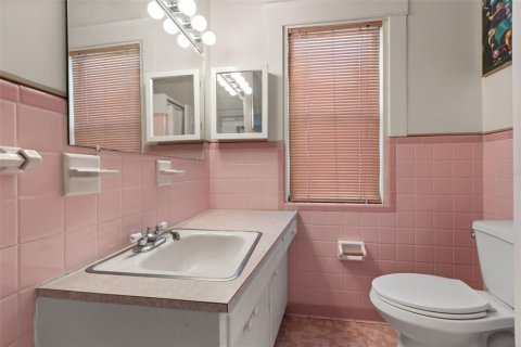 Commercial property in Tavares, Florida 224.08 sq.m. № 2379840 - photo 24