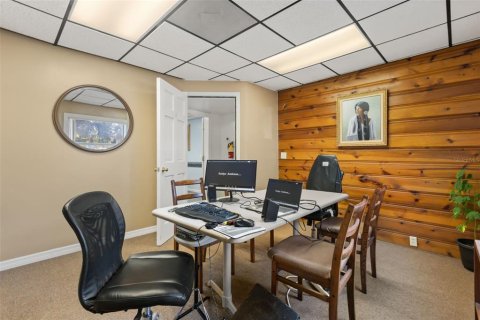Commercial property in Tavares, Florida 224.08 sq.m. № 2379840 - photo 18