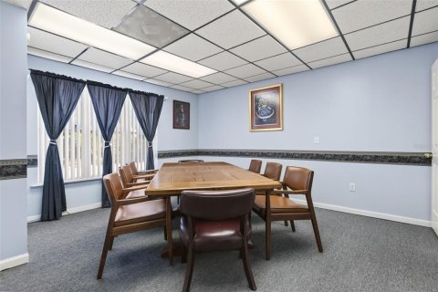 Commercial property in Tavares, Florida 224.08 sq.m. № 2379840 - photo 16