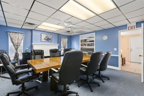 Commercial property in Tavares, Florida 224.08 sq.m. № 2379840 - photo 13