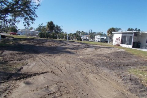 Land in North Port, Florida № 1812525 - photo 1
