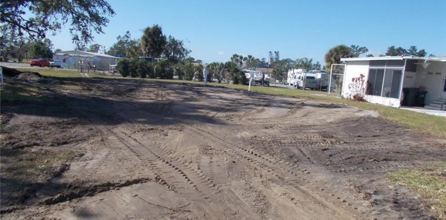 Land in North Port, Florida № 1812525