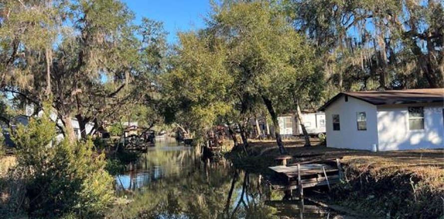 Land in Fort MC Coy, Florida № 1534006
