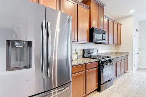 Touwnhouse à louer à Odessa, Floride: 3 chambres, 164.62 m2 № 1805211 - photo 9