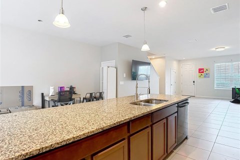 Touwnhouse à louer à Odessa, Floride: 3 chambres, 164.62 m2 № 1805211 - photo 12