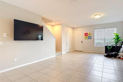 Touwnhouse à louer à Odessa, Floride: 3 chambres, 164.62 m2 № 1805211 - photo 5