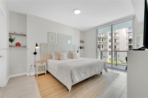 Condo in Miami, Florida, 1 bedroom  № 2079634 - photo 10